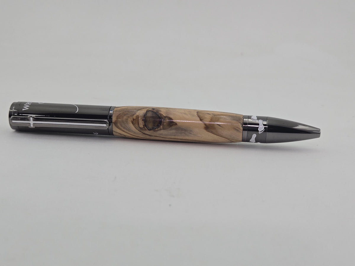 Footprints in the Sand Pen – Hand-Turned Twist Pen with Cross Clip - Bethlehem Olivewood, Gun Metal