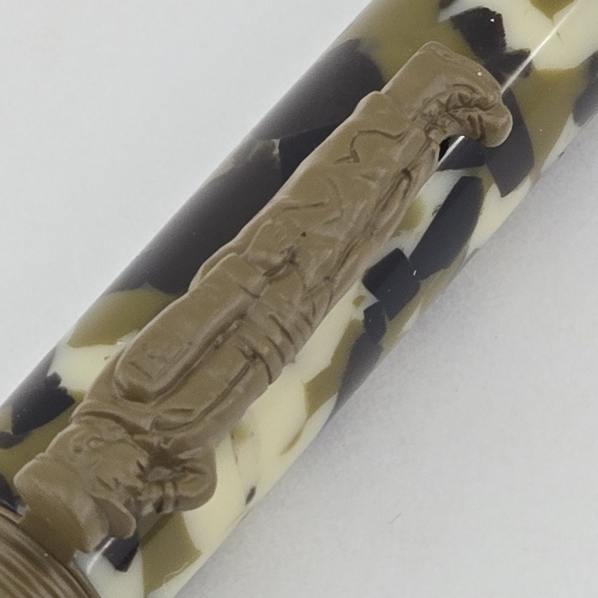 Hand-Turned Military Pen – Sculpted Soldier Clip and USA End Cap Twist Pen